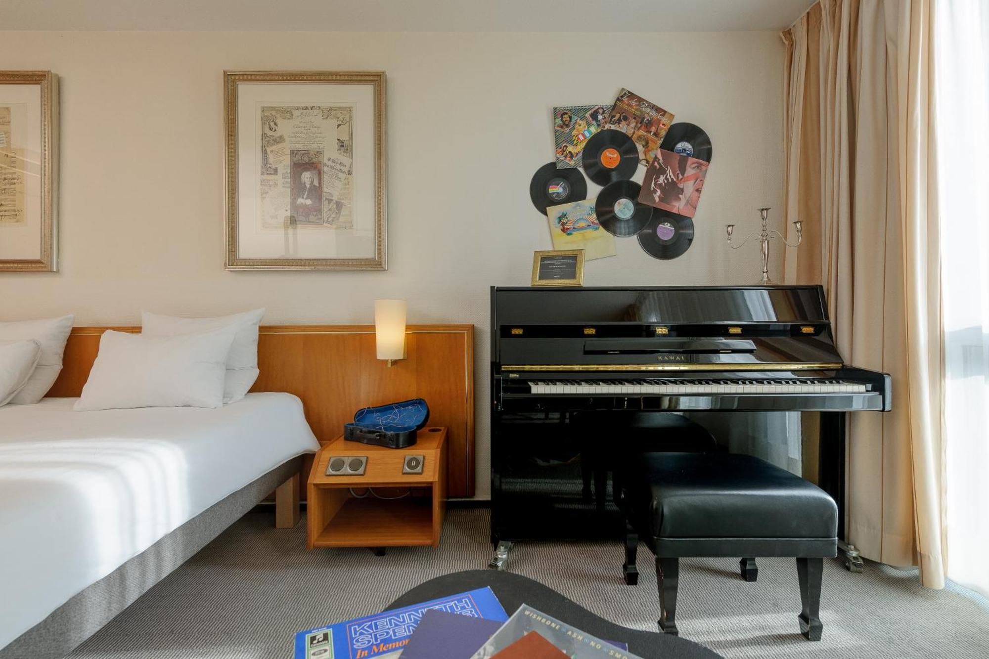 Novotel Freiburg Am Konzerthaus Ngoại thất bức ảnh