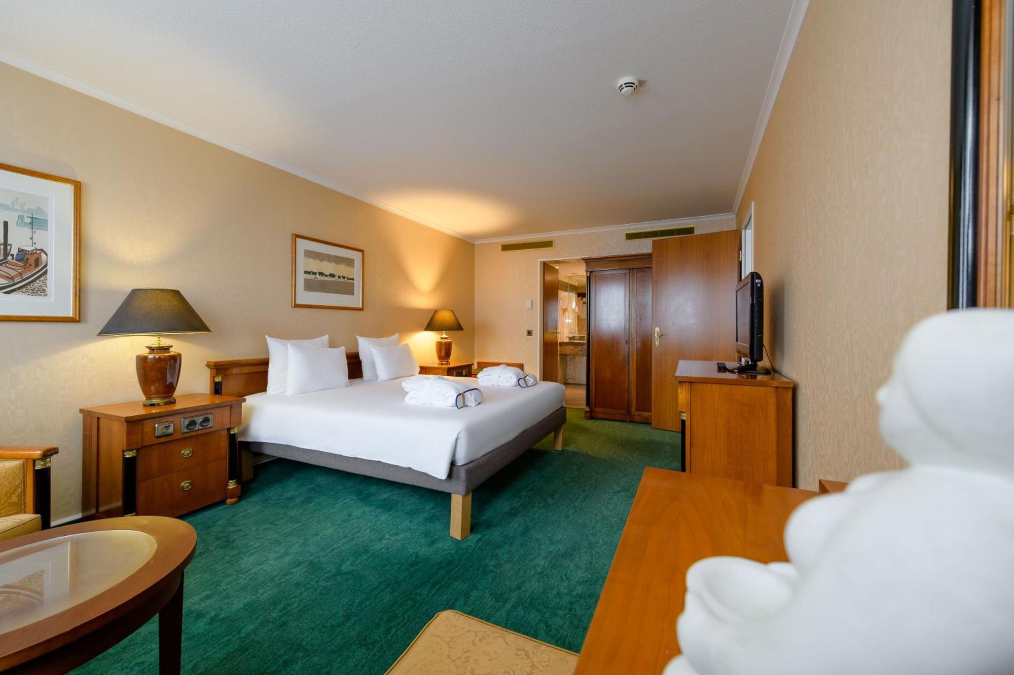 Novotel Freiburg Am Konzerthaus Ngoại thất bức ảnh