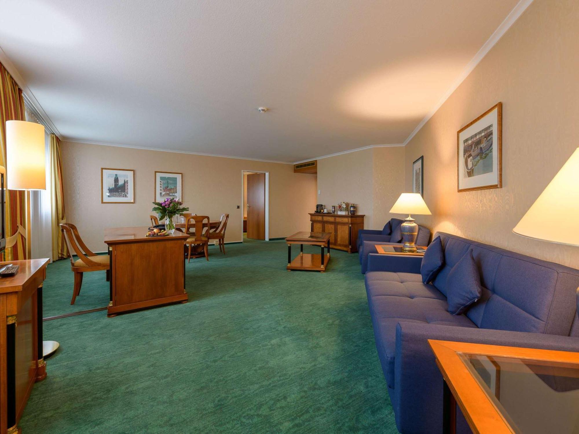 Novotel Freiburg Am Konzerthaus Ngoại thất bức ảnh