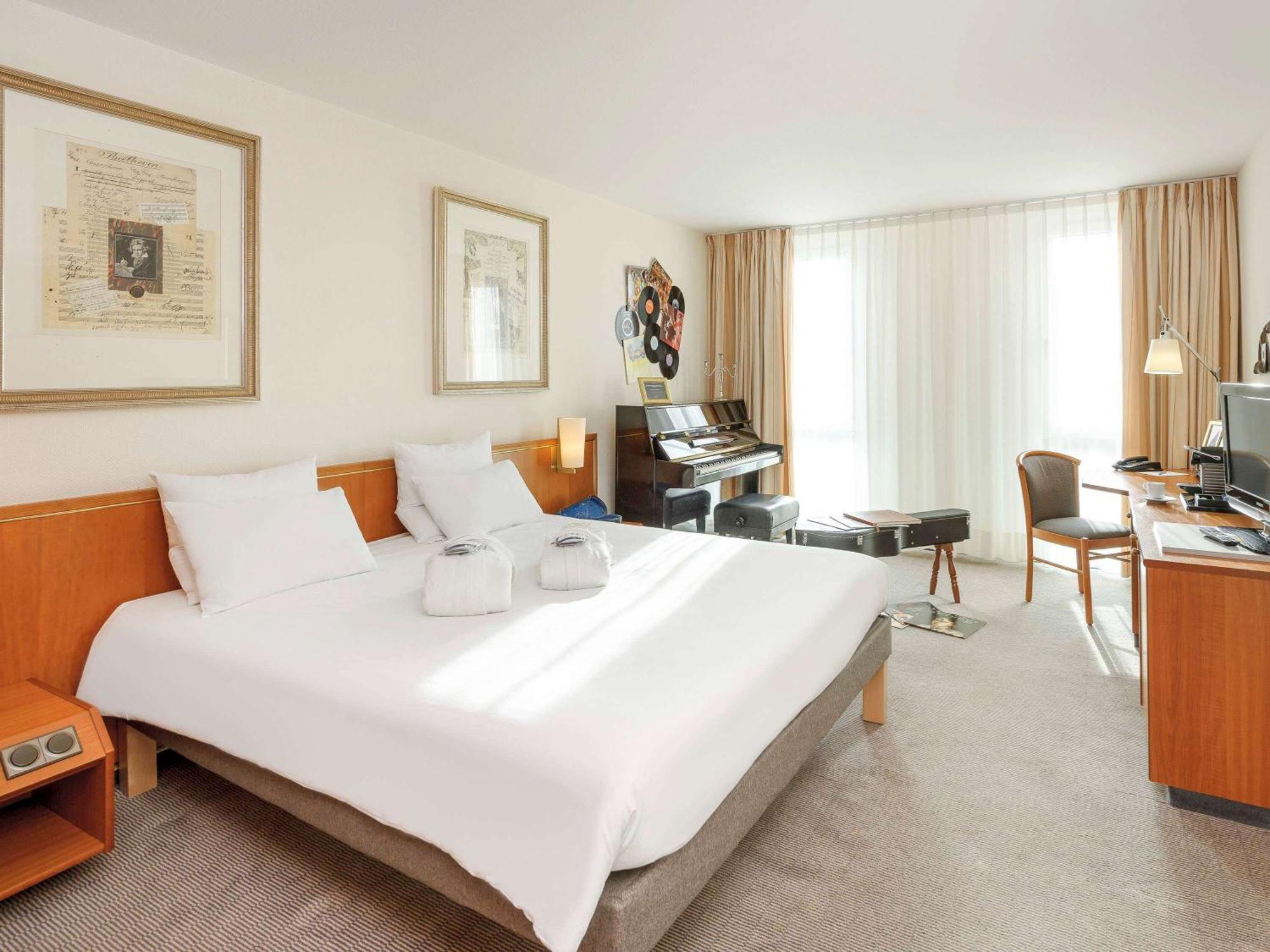 Novotel Freiburg Am Konzerthaus Ngoại thất bức ảnh