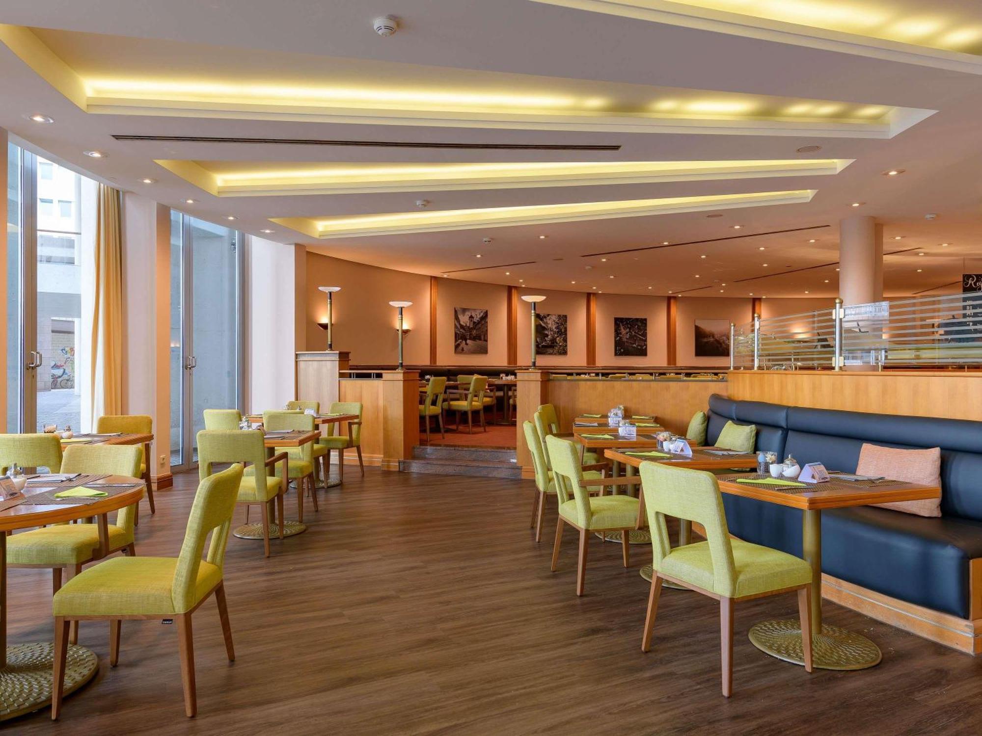 Novotel Freiburg Am Konzerthaus Ngoại thất bức ảnh