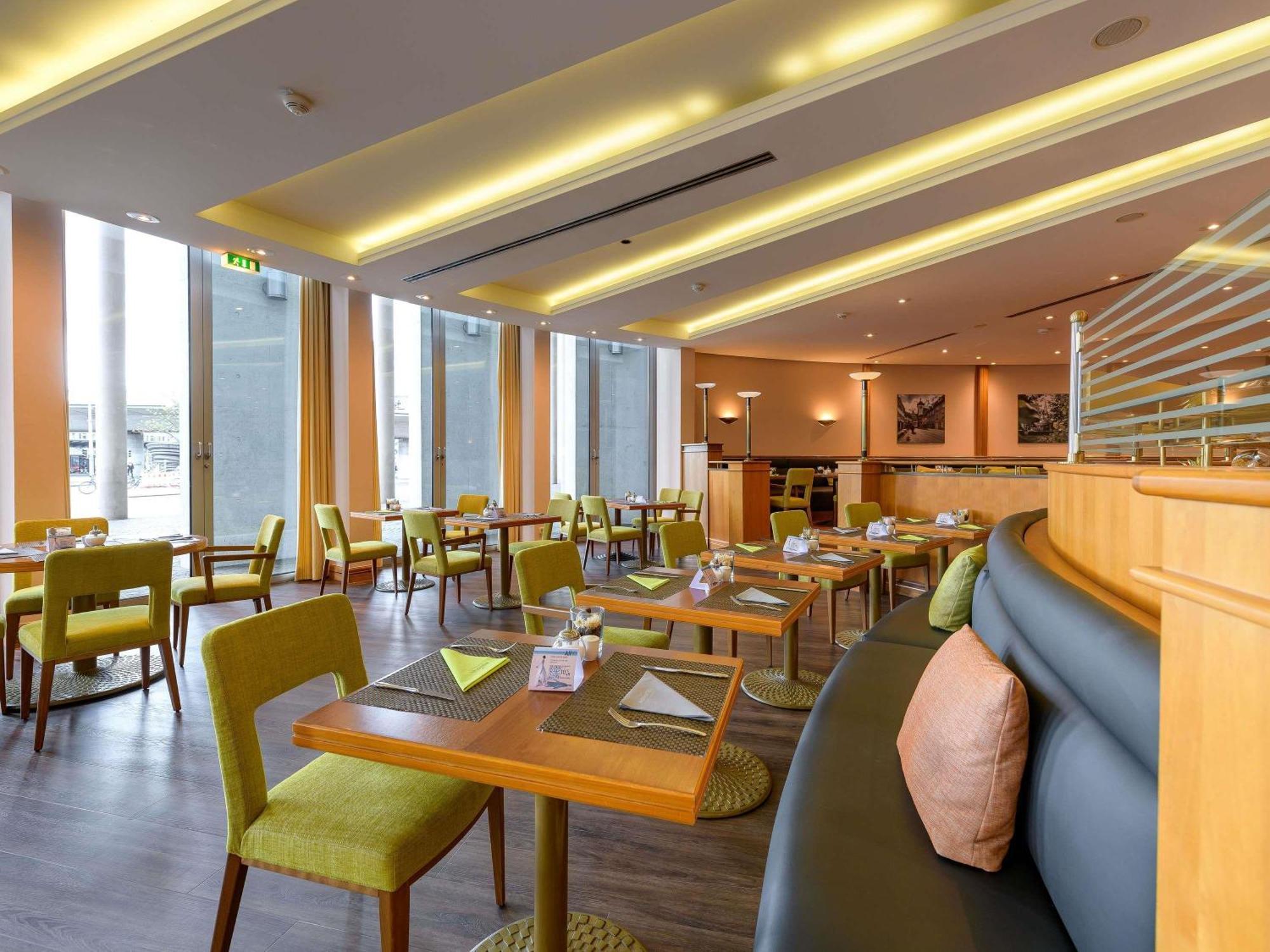 Novotel Freiburg Am Konzerthaus Ngoại thất bức ảnh